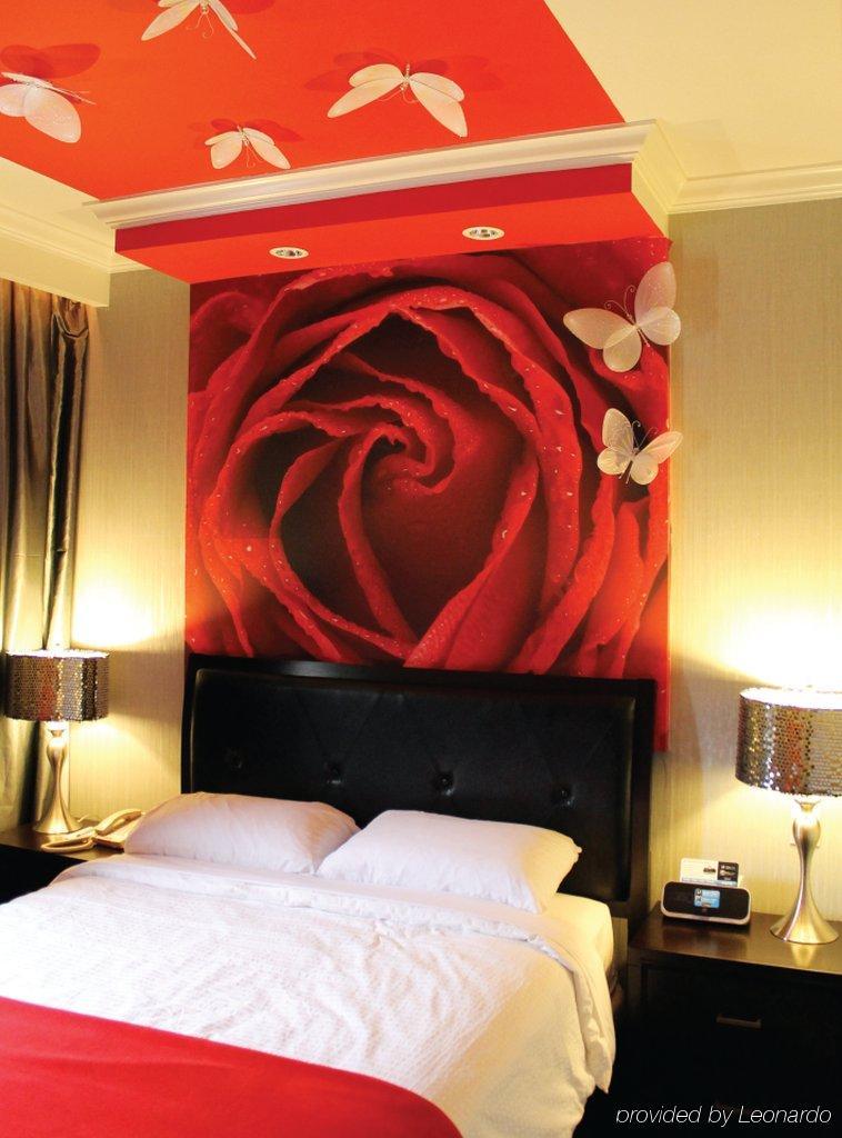 Garden Suite Hotel And Resort Los Angeles Room photo